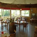 Cosy Avec Cuisine Equipee Et Terrasse - Api-1-52-1088 Camping