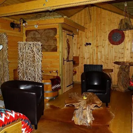 Cosy Avec Cuisine Equipee Et Terrasse - Api-1-52-1088 Campsite Suzy